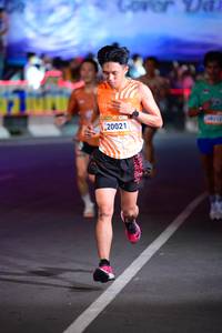 BIB: 20021, 18212
                            <button type="button" onclick="openModal(22850946)" class="btn btn-primary btn-sm float-right btn-popup" data-toggle="modal" data-target=".modal-high-quality">
                        <i class="fas fa-shopping-cart"></i> Add to Cart
                    </button>
                                            <button type="button" onclick="isThisMe(22850946, true)" class="btn btn-success btn-sm float-right btn-popup btn-isme hidden" data-toggle="tooltip" data-placement="bottom" title="นี่คือรูปของคุณใช่ไหม คลิกที่นี่เพื่อเอาเข้าอัลบั้ม">
                        <i class="fas fa-plus"></i> Add to album
                    </button>
                    <button type="button" onclick="isThisMe(22850946, false)" class="btn btn-warning btn-sm float-right btn-popup btn-isnotme hidden">
                        <i class="fas fa-ban"></i> Remove from album
                    </button>